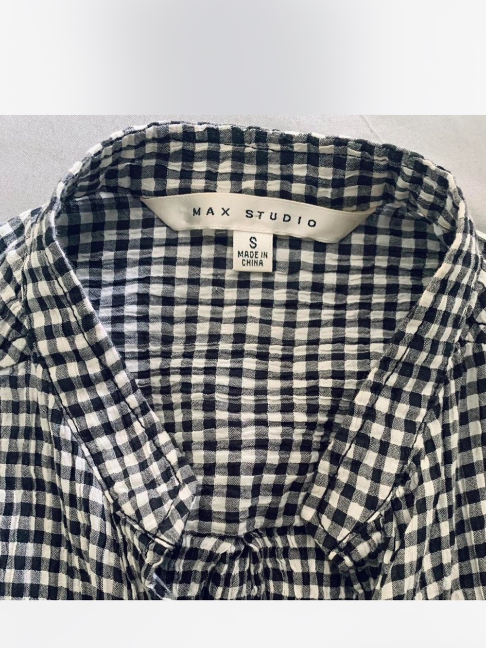 Sleeveless Button-down Max Studio Black & White Gingham Tie-Front Top size S - Picture 2 of 7